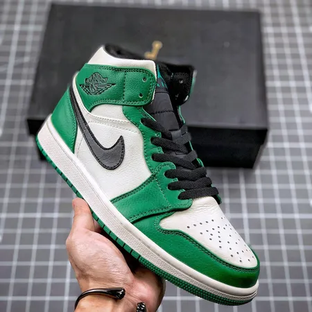 ナイキ スニーカー