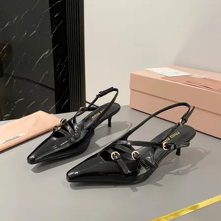 ミュウミュウ サンダル