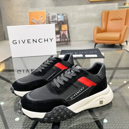 ジバンシィ スニーカー