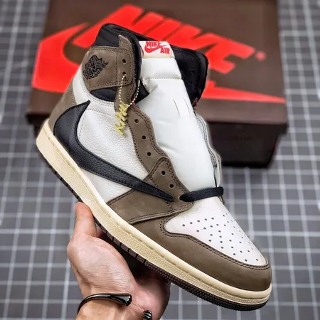 ナイキ スニーカー