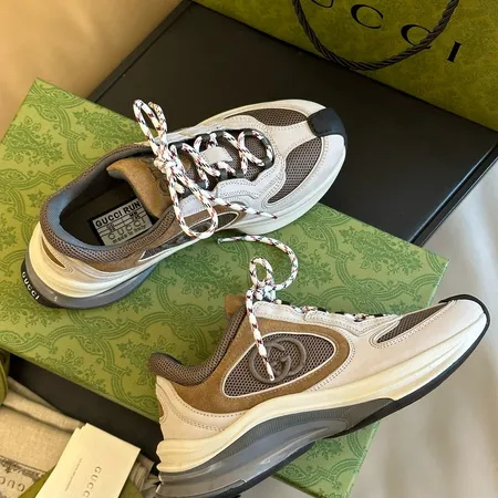 グッチ スニーカー