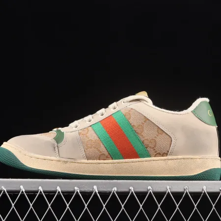 グッチ カジュアルシューズ