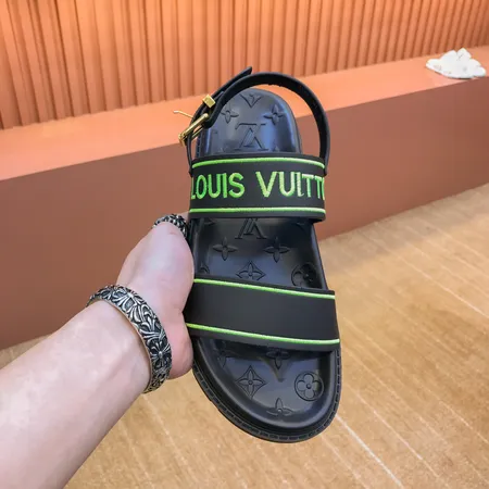 ルイヴィトン サンダル