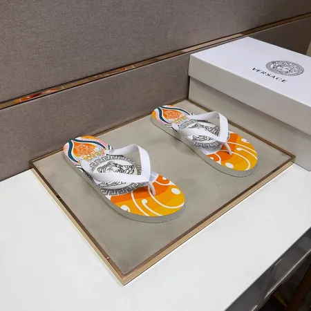 ヴェルサーチ スリッパ