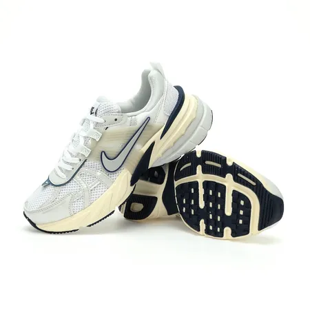 ナイキ スニーカー