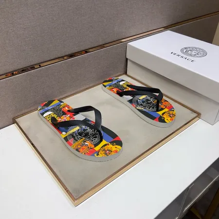 ヴェルサーチ スリッパ