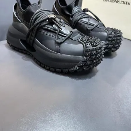 アルマーニ スニーカー