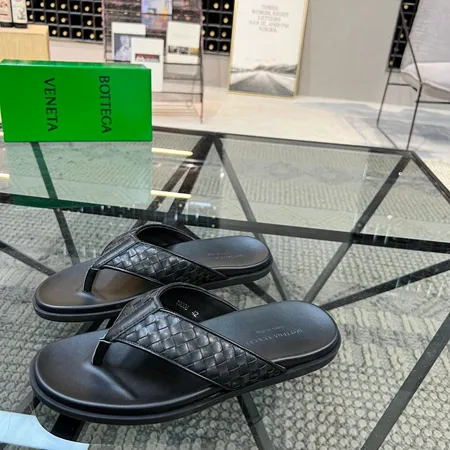 ボッテガ ヴェネタ スリッパ