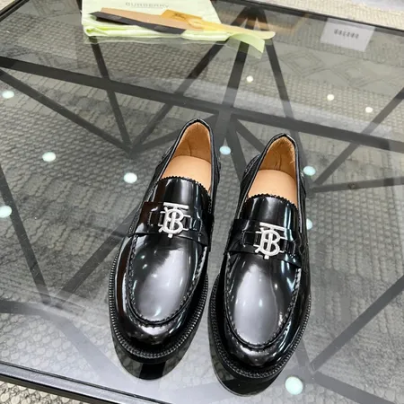 バーバリー ス ビジネスシューズ