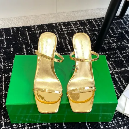 ボッテガ ヴェネタ サンダル