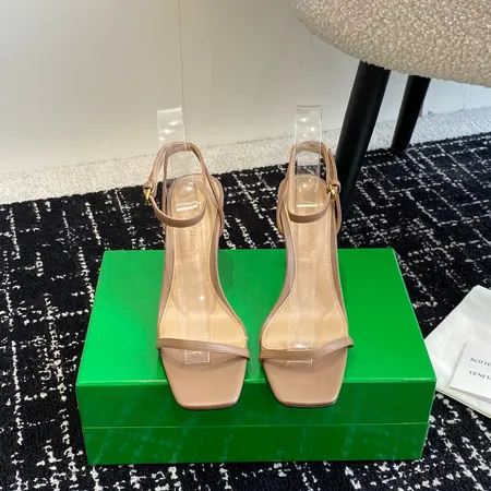 ボッテガ ヴェネタ サンダル