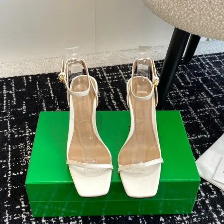 ボッテガ ヴェネタ サンダル