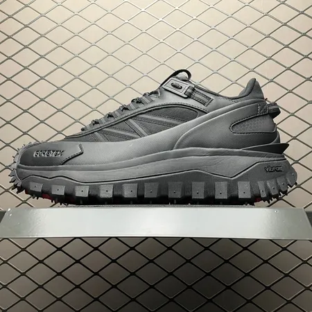 モンクレール カジュアルシューズ