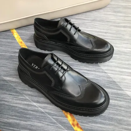 ヴェルサーチ ビジネスシューズ