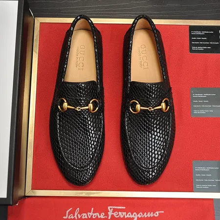 グッチ ビジネスシューズ