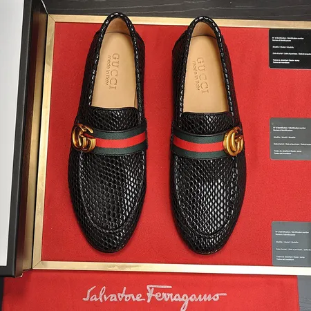 グッチ ビジネスシューズ