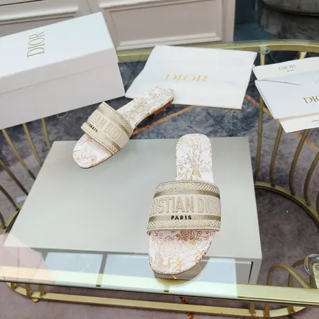 ディオール スリッパ