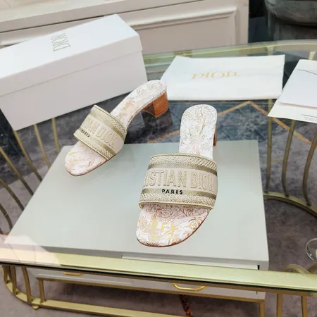 ディオール スリッパ