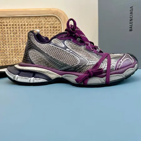 バレンシアガ スニーカー