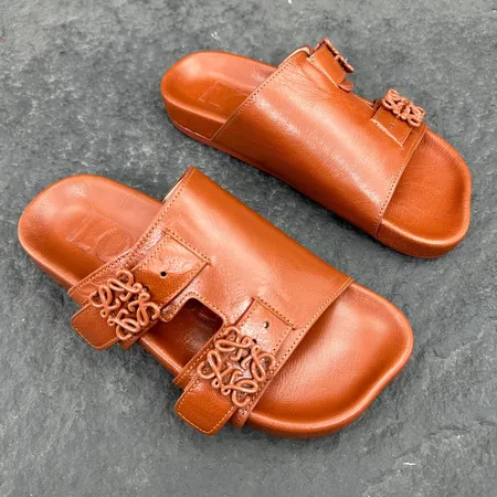 ロエベ スリッパ