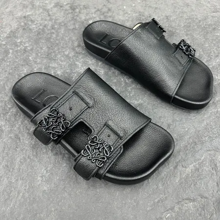 ロエベ スリッパ