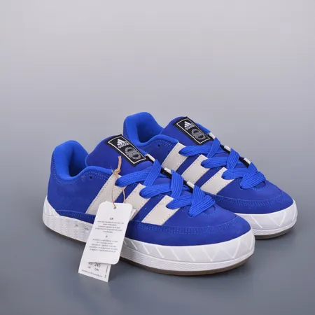 アディダス カジュアルシューズ