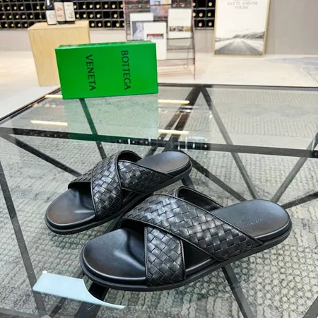 ボッテガ ヴェネタ スリッパ