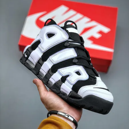 ナイキ スニーカー