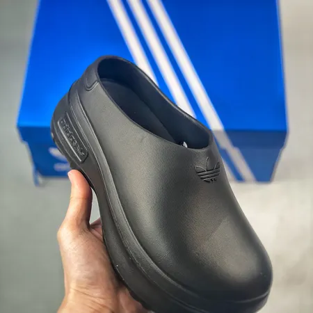 アディダス スリッパ