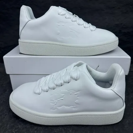 バーバリー ス カジュアルシューズ