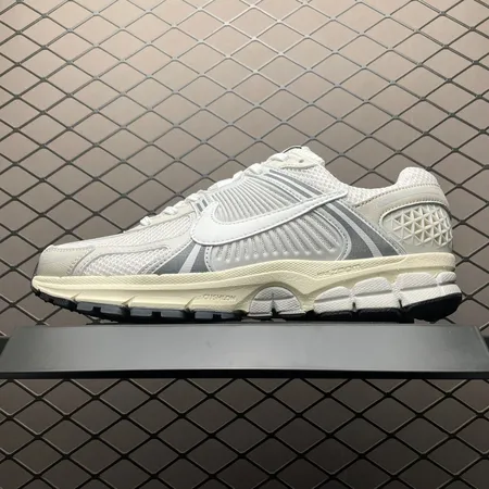 ナイキ スニーカー