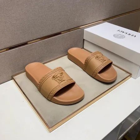 ヴェルサーチ スリッパ