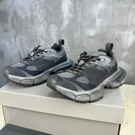 バレンシアガ カジュアルシューズ