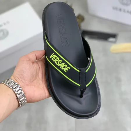 ヴェルサーチ スリッパ