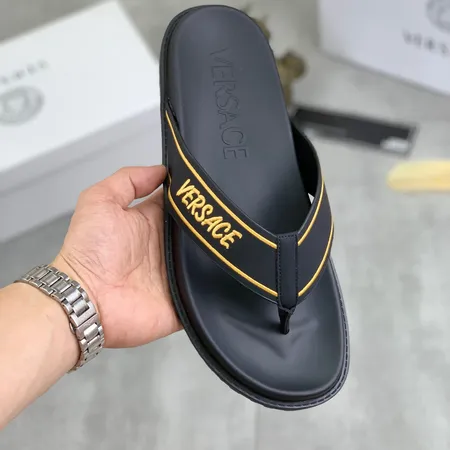 ヴェルサーチ スリッパ