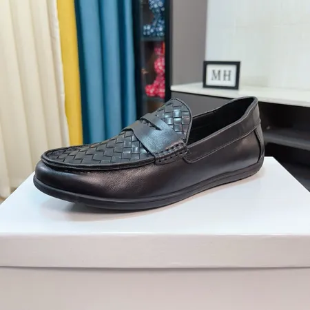 ボッテガ ヴェネタ カジュアルシューズ