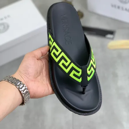 ヴェルサーチ スリッパ