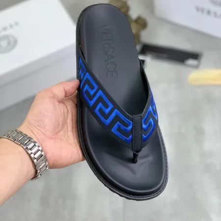 ヴェルサーチ スリッパ