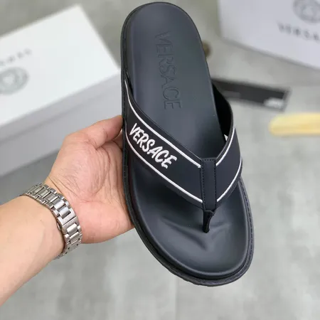 ヴェルサーチ スリッパ