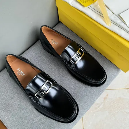 フェンディ ビジネスシューズ