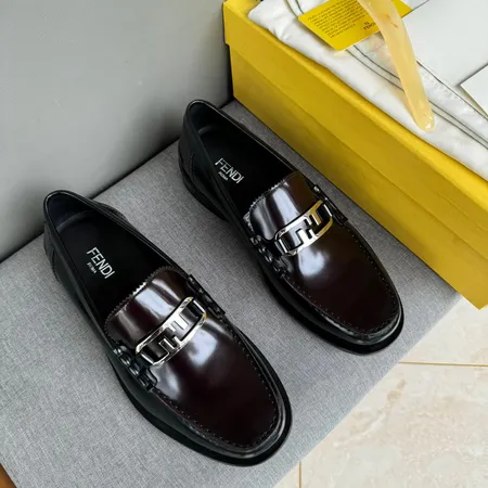 フェンディ ビジネスシューズ