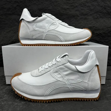 ロエベ カジュアルシューズ