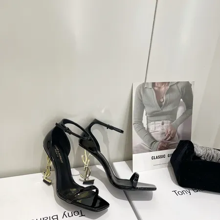 イブサンローラン サンダル