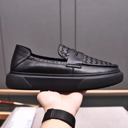 ボッテガ ヴェネタ カジュアルシューズ