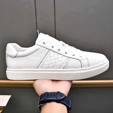 ボッテガ ヴェネタ カジュアルシューズ