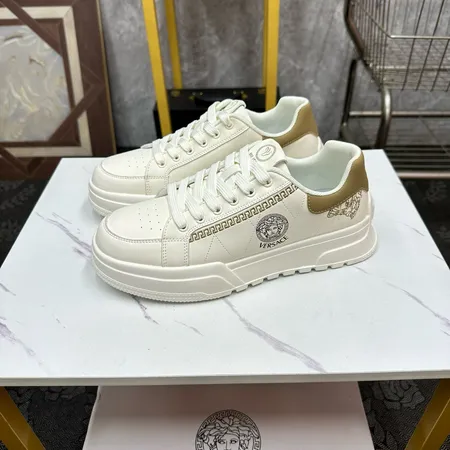 ヴェルサーチ カジュアルシューズ