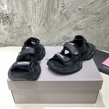 バレンシアガ サンダル