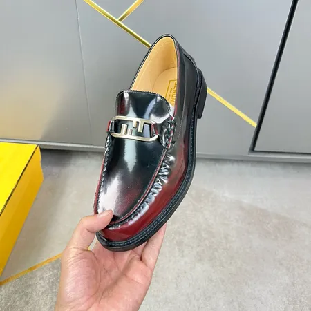 フェンディ ビジネスシューズ