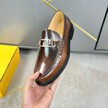 フェンディ ビジネスシューズ