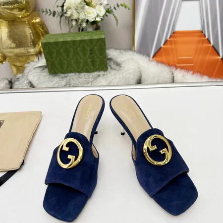 グッチ スリッパ
